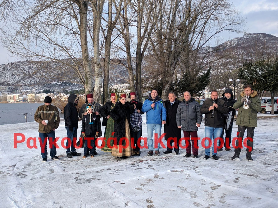 Η ζωντανή μετάδοση από την Καστοριά στον ΣΚΑΙ για την παρουσίαση των Ραγκουτσαριών