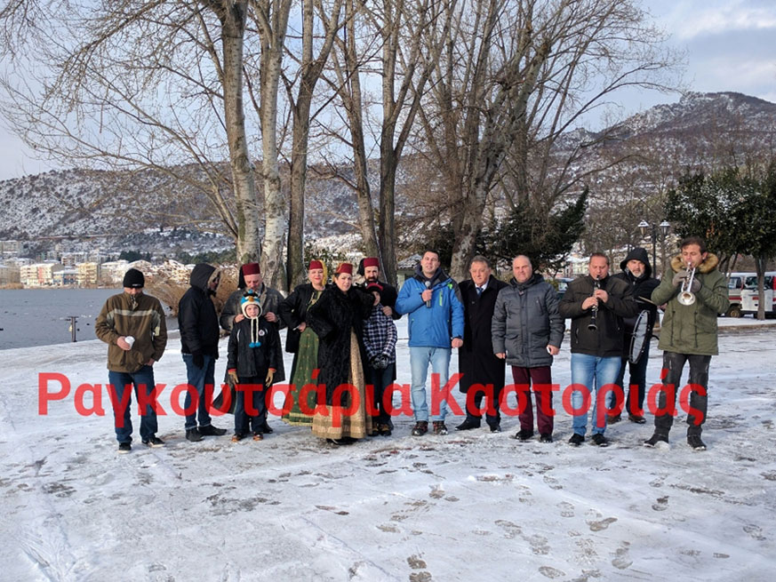 Η ζωντανή μετάδοση από την Καστοριά στον ΣΚΑΙ για την παρουσίαση των Ραγκουτσαριών